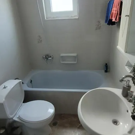 The Life Gallery Apartment